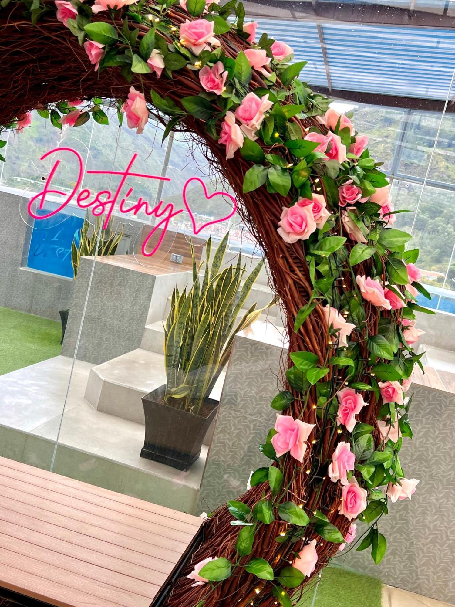 Destiny Hotel 바뇨스 외부 사진
