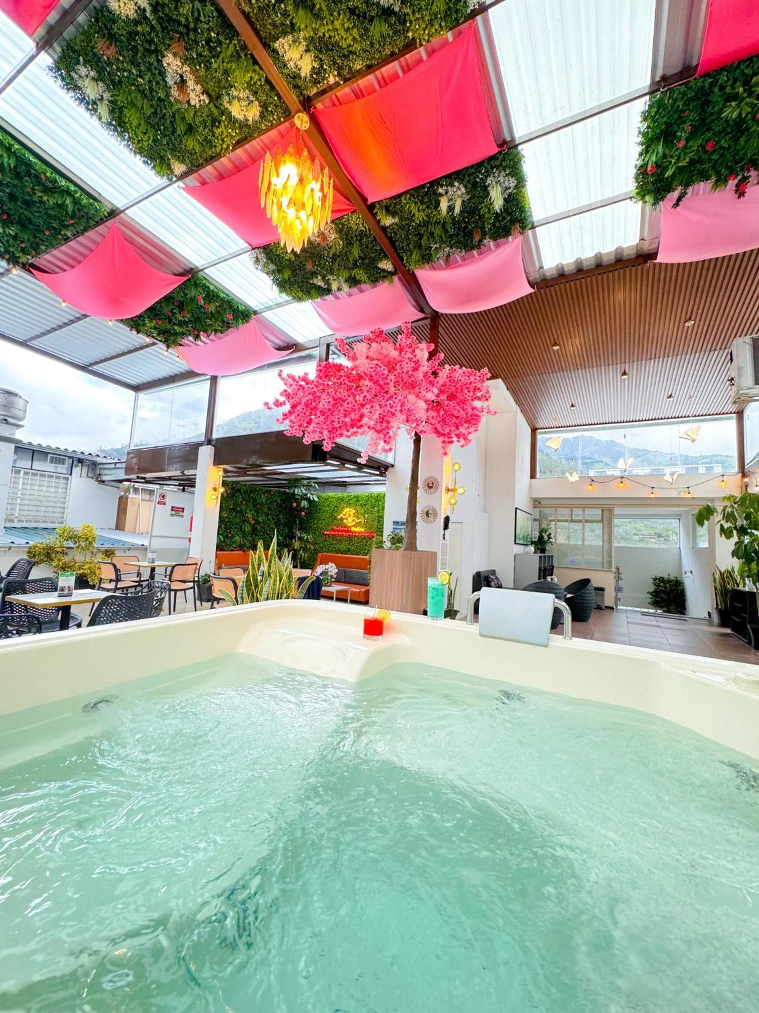 Destiny Hotel 바뇨스 외부 사진